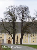 Trasa pro vozíčkáře a různá poutní zastavení